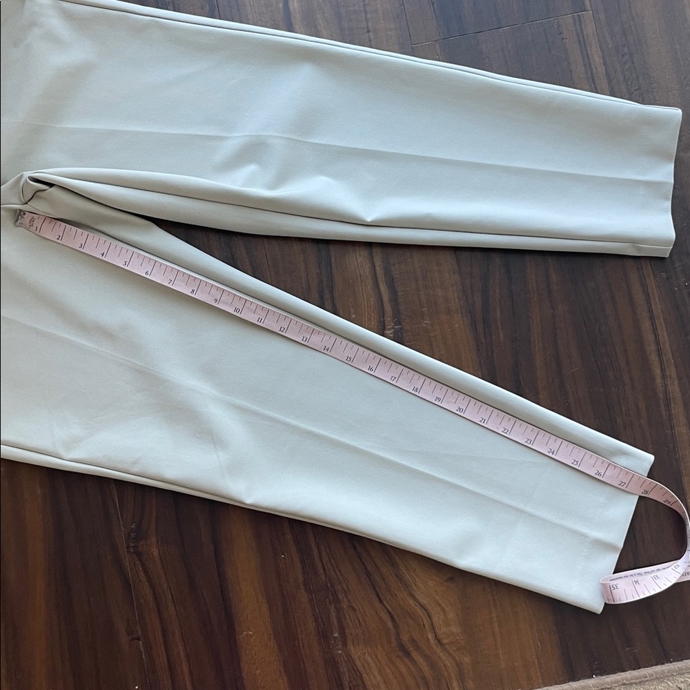 New Rachel Zoe Pull On skinny Leg Fitted through the hip Pants - Picture 12 of 13